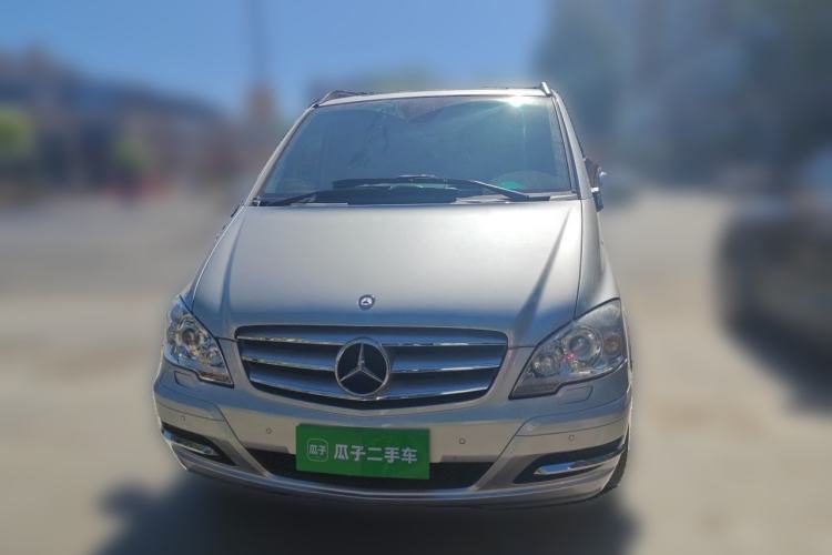 Used Mercedes-Benz Viano 2011 3.5L 125th Anniversary Edition 7 Seats Front