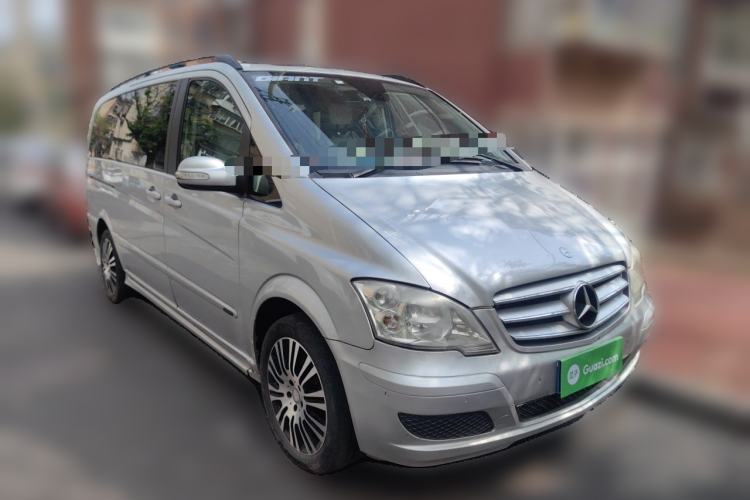 Used Mercedes-Benz Viano 2011 2.5L Prestige Edition Front Right 45 Deg