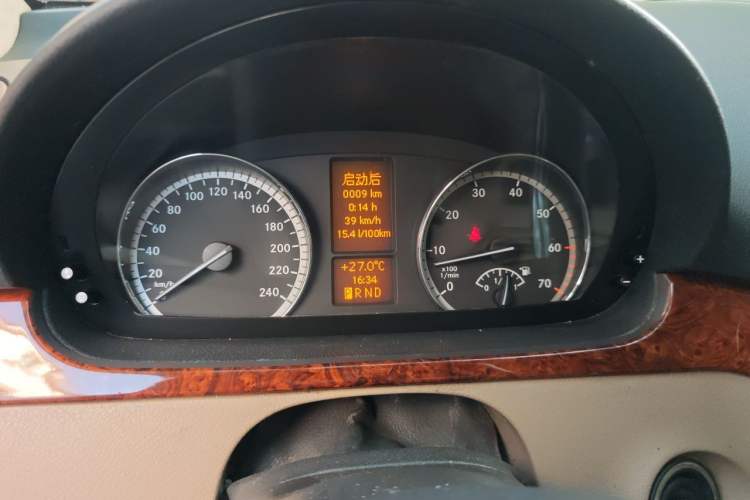 Used Mercedes-Benz Viano 2011 2.5L Navigator Edition Instrument Cluster