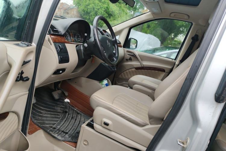 Used Mercedes-Benz Viano 2011 2.5L Navigator Edition Left Front Seat