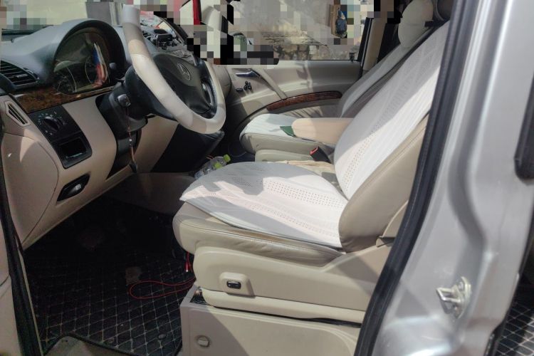 Used Mercedes-Benz Viano 2011 2.5L Prestige Edition Left Front Seat