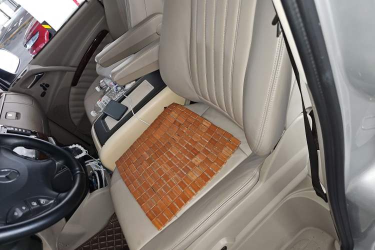 Used Mercedes-Benz Viano 2011 2.5L Prestige Edition Left Front Seat