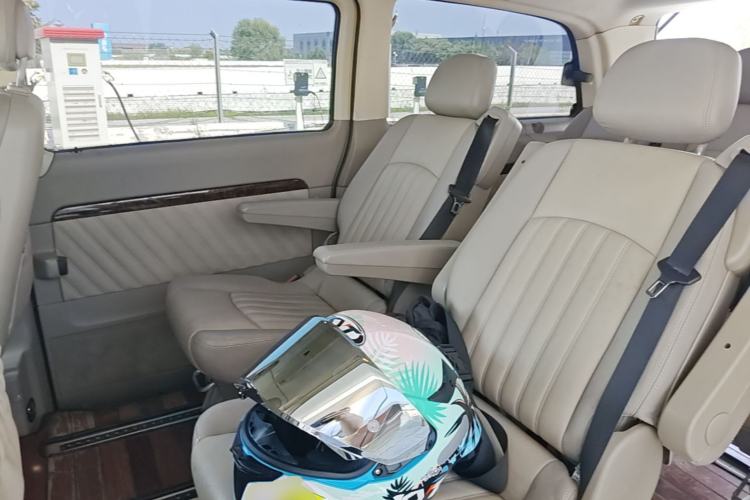Used Mercedes-Benz Viano 2011 2.5L Navigator Edition Left Rear Seat