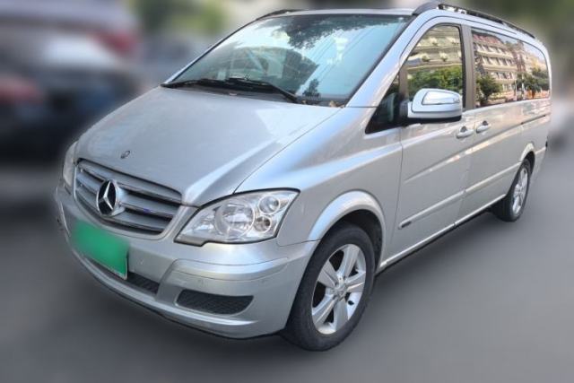 Ojetý Mercedes-Benz Viano 2011 2.5L Prestige Edition