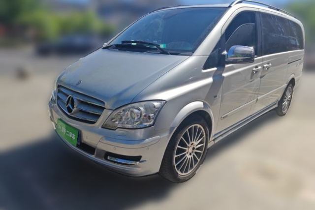 Used Mercedes-Benz Viano 2011 3.5L 125th Anniversary Edition 7 Seats