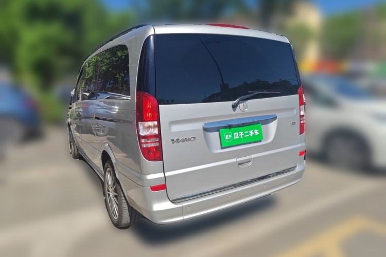 Used Mercedes-Benz Viano 2011 3.5L 125th Anniversary Edition 7 Seats Rear Left 45 Deg