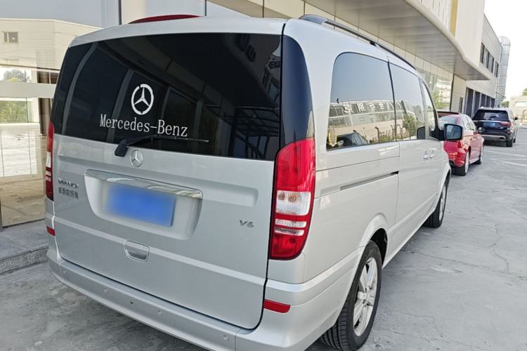Used Mercedes-Benz Viano 2011 2.5L Navigator Edition Rear Right 45 Deg