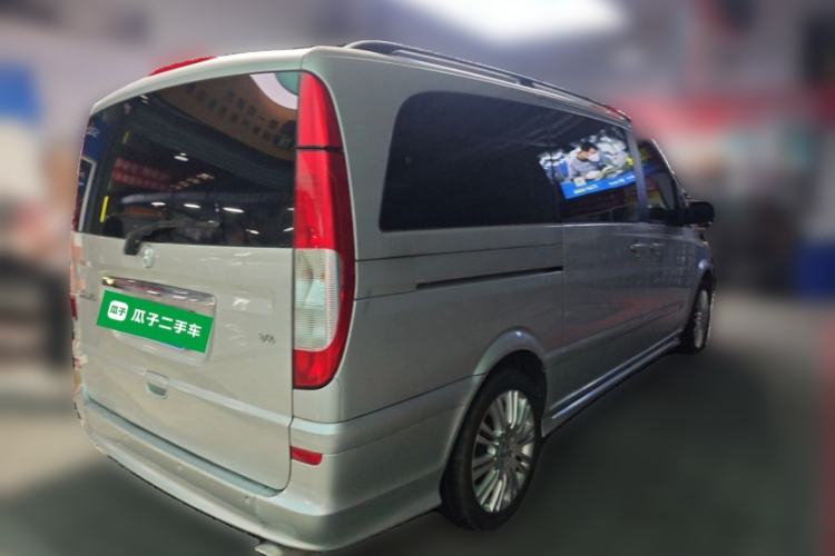 Used Mercedes-Benz Viano 2011 2.5L Limited Edition Rear Right 45 Deg