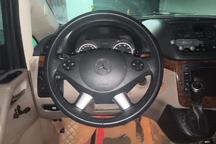 Used Mercedes-Benz Viano 2011 2.5L Navigator Edition Steering Wheel