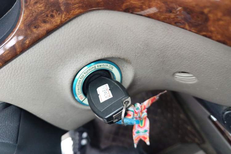 Used Mercedes-Benz Viano 2011 2.5L Limited Edition Vehicle Key