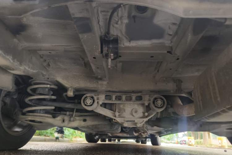 Used Mercedes-Benz Viano 2012 2.5L Comfort Edition Chassis Rear