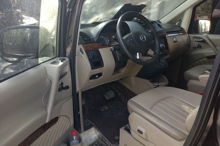 Used Mercedes-Benz Viano 2012 2.5L Prestige Edition Driver Seat