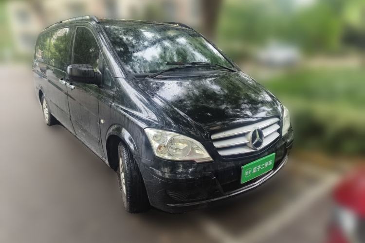 Used Mercedes-Benz Viano 2012 2.5L Comfort Edition Front Right 45 Deg