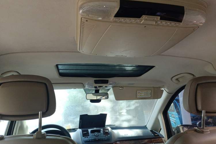 Used Mercedes-Benz Viano 2012 2.5L Prestige Edition Headliner