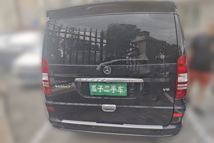 Used Mercedes-Benz Viano 2012 2.5L Navigator Edition Rear