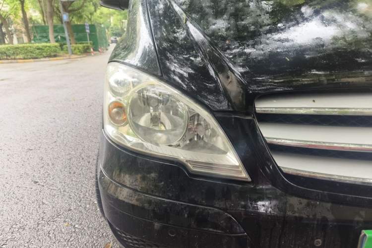 Used Mercedes-Benz Viano 2012 2.5L Comfort Edition Right Front Headlight