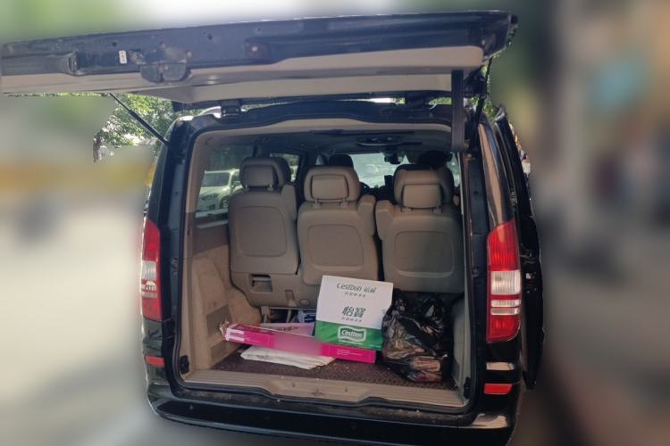 Used Mercedes-Benz Viano 2012 2.5L Prestige Edition Trunk