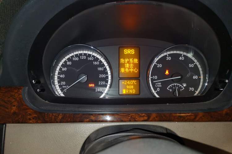 Used Mercedes-Benz Viano 2012 2.5L Comfort Edition Instrument Cluster