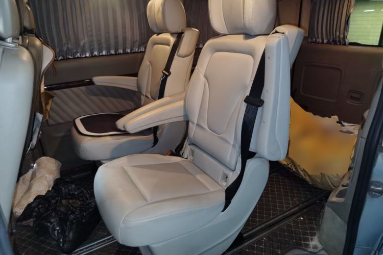 Used Mercedes-Benz Viano 2012 2.5L Comfort Edition Left Rear Seat