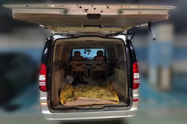 Used Mercedes-Benz Viano 2012 2.5L Comfort Edition Trunk