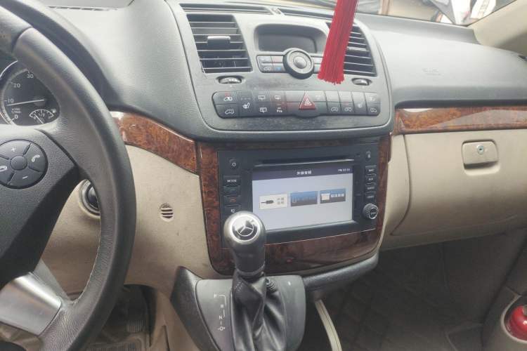Used Mercedes-Benz Viano 2013 3.5L Haoci version Audio And AC Panel