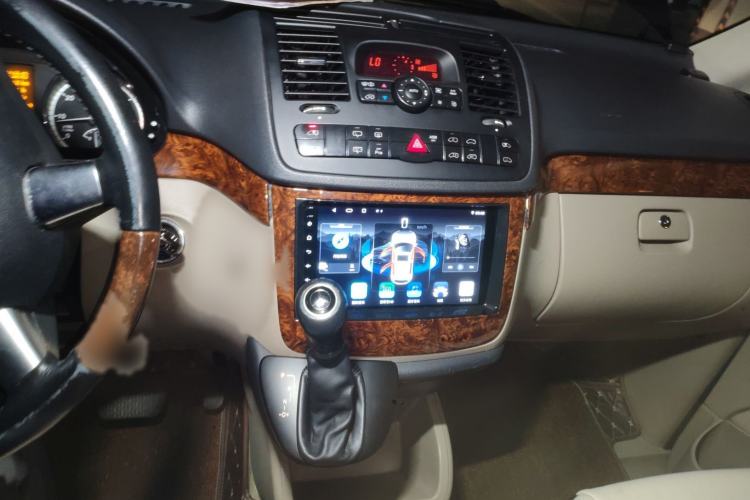 Used Mercedes-Benz Viano 2013 3.0L Navigator Edition Audio And AC Panel