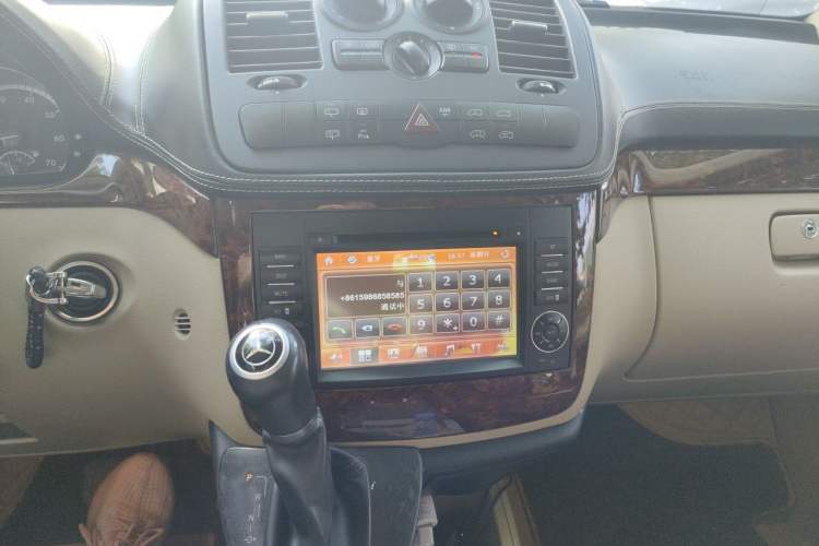 Used Mercedes-Benz Viano 2013 3.0L Comfort Edition Audio And AC Panel