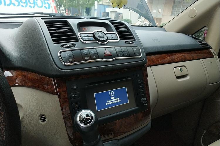 Used Mercedes-Benz Viano 2013 3.0L Navigator Edition Audio And AC Panel