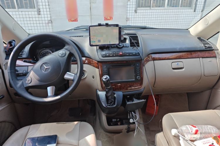 Used Mercedes-Benz Viano 2013 3.5L Haoci version Center Console
