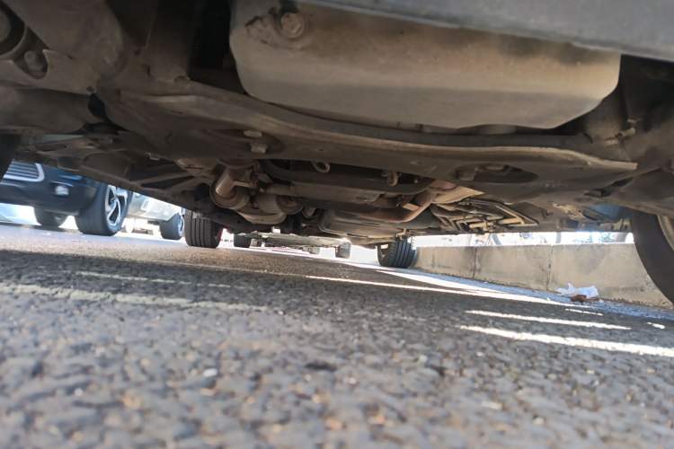 Used Mercedes-Benz Viano 2013 3.0L Comfort Edition Chassis Front