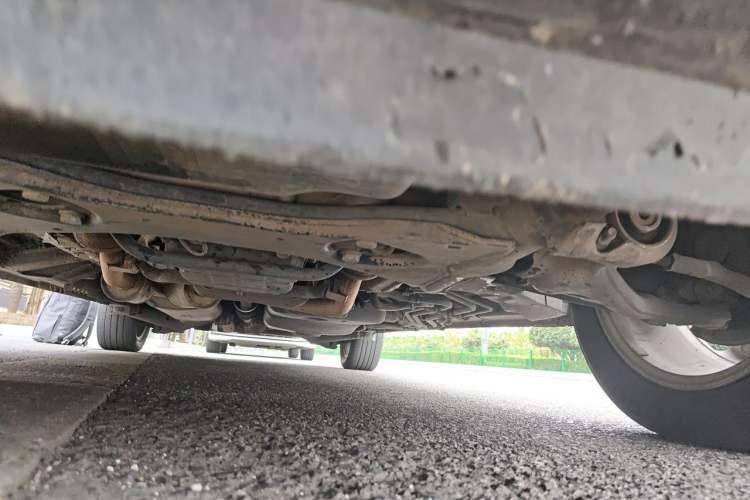 Used Mercedes-Benz Viano 2013 3.0L Navigator Edition Chassis Front