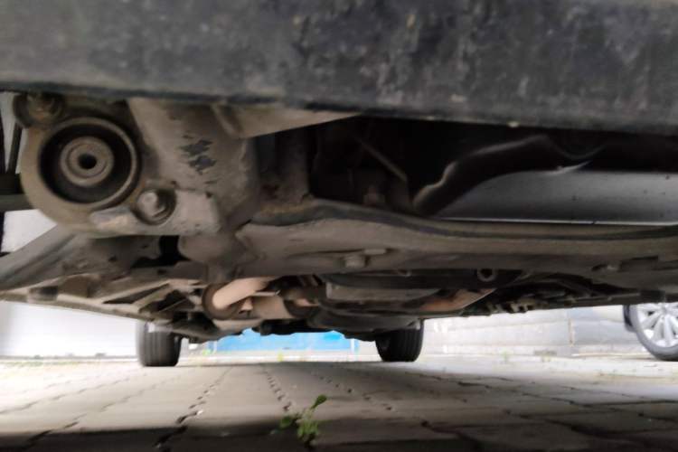 Used Mercedes-Benz Viano 2013 3.0L Comfort Edition Chassis Front