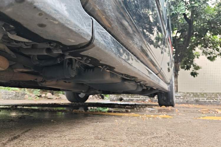 Used Mercedes-Benz Viano 2013 3.0L Comfort Edition Chassis Front Left