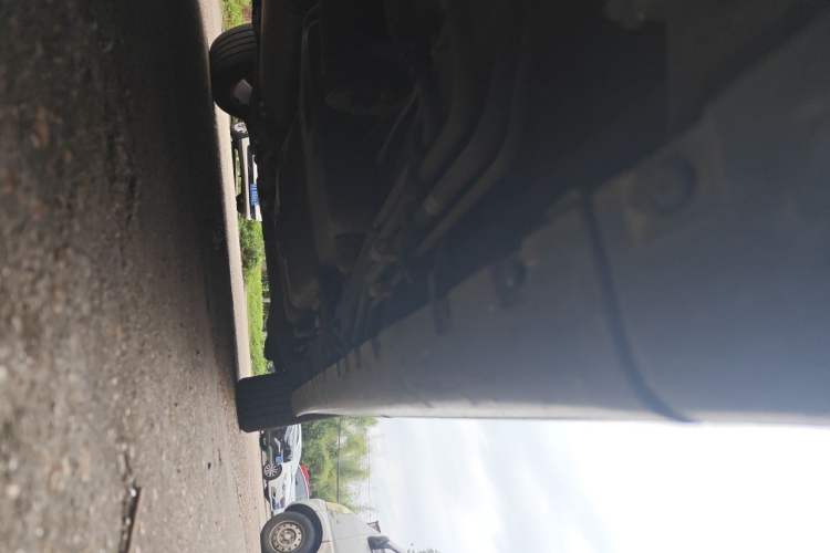 Used Mercedes-Benz Viano 2013 3.0L Comfort Edition Chassis Front Left