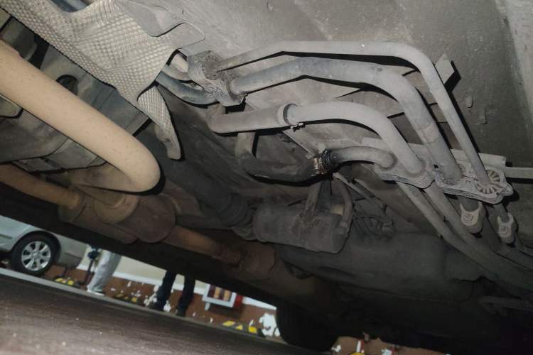Used Mercedes-Benz Viano 2013 3.0L Comfort Edition Chassis Front Left