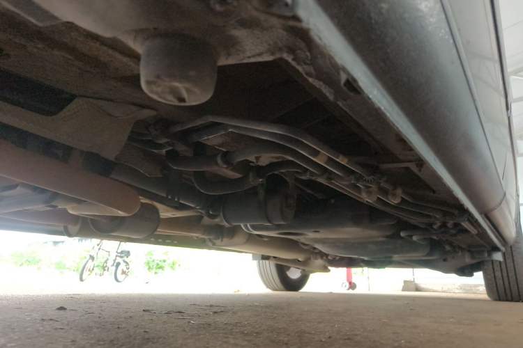 Used Mercedes-Benz Viano 2013 3.0L Navigator Edition Chassis Front Left