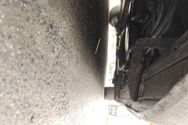 Used Mercedes-Benz Viano 2013 3.0L Navigator Edition Chassis Front Left