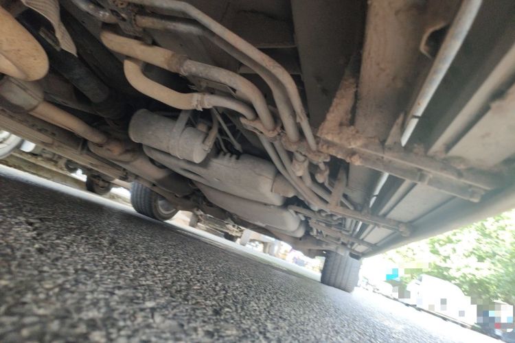 Used Mercedes-Benz Viano 2013 3.0L Comfort Edition Chassis Front Left