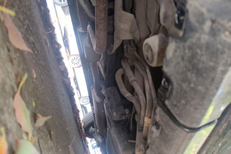 Used Mercedes-Benz Viano 2013 3.0L Navigator Edition Chassis Front Left