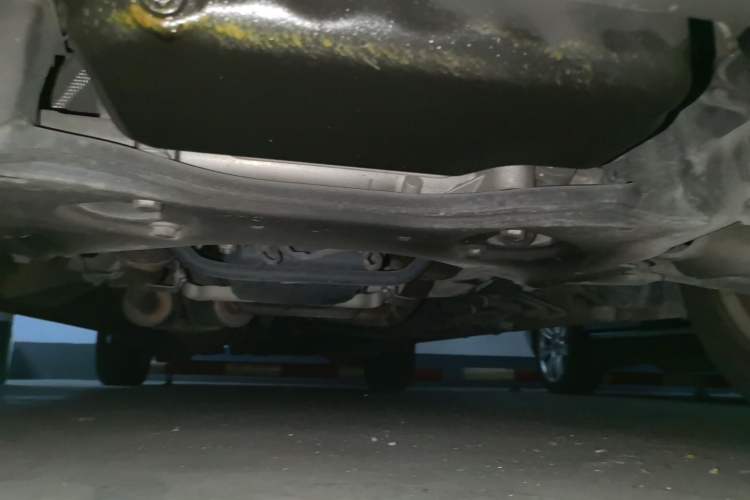 Used Mercedes-Benz Viano 2013 3.0L Comfort Edition Chassis Front