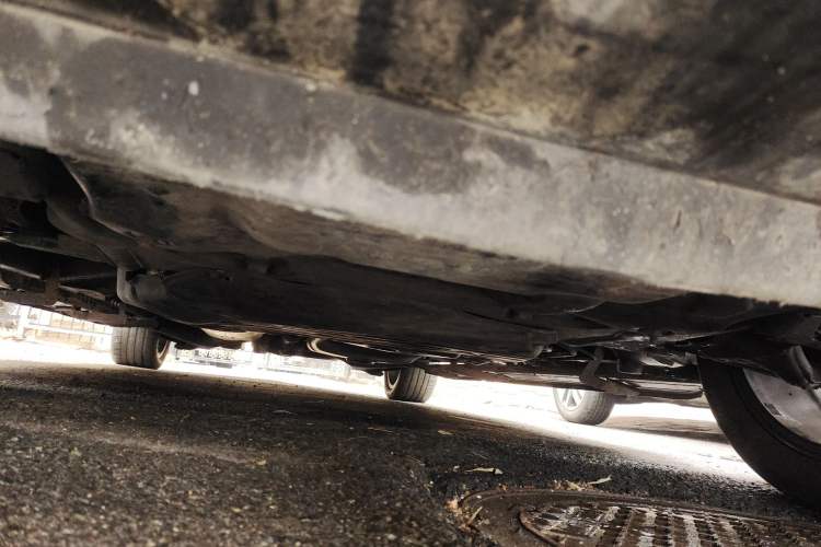 Used Mercedes-Benz Viano 2013 3.0L Navigator Edition Chassis Front