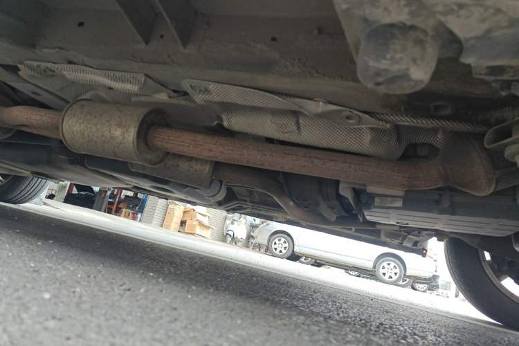 Used Mercedes-Benz Viano 2013 3.0L Comfort Edition Chassis Front Right