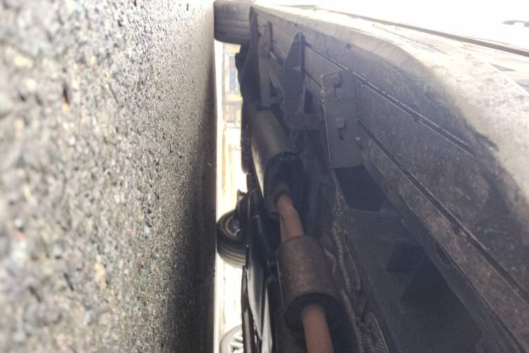 Used Mercedes-Benz Viano 2013 3.0L Navigator Edition Chassis Front Right