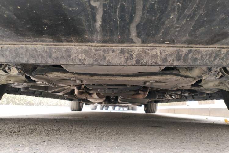 Used Mercedes-Benz Viano 2013 3.0L Hospitality Edition Chassis Front