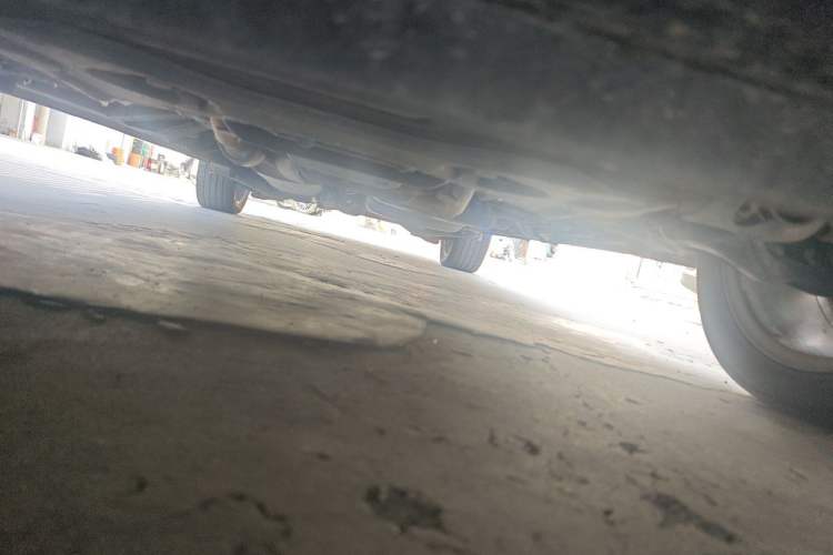 Used Mercedes-Benz Viano 2013 3.5L Haoci version Chassis Front