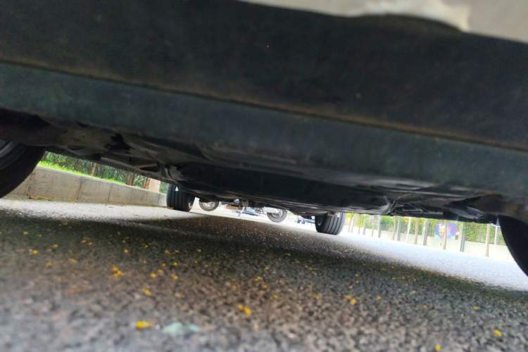 Used Mercedes-Benz Viano 2013 3.0L Navigator Edition Chassis Front