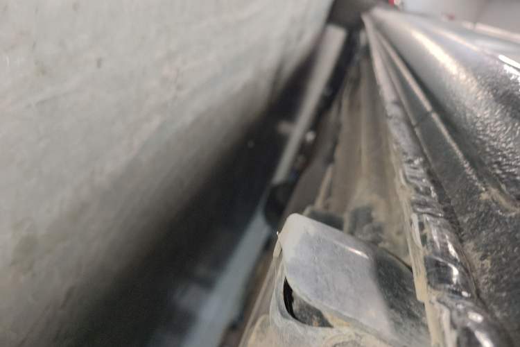 Used Mercedes-Benz Viano 2013 3.0L Hospitality Edition Chassis Rear Left