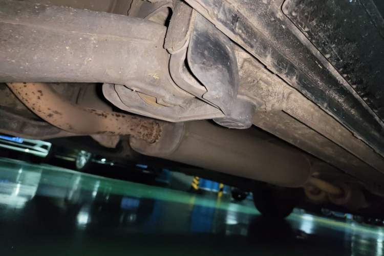 Used Mercedes-Benz Viano 2013 3.0L Comfort Edition Chassis Rear Right