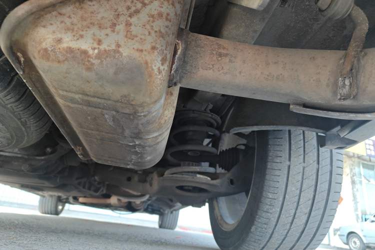 Used Mercedes-Benz Viano 2013 3.5L Haoci version Chassis Rear Right