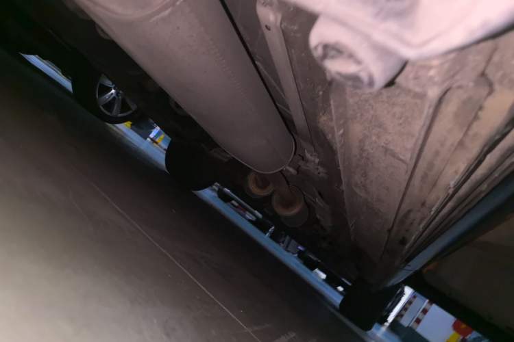 Used Mercedes-Benz Viano 2013 3.0L Comfort Edition Chassis Rear Right
